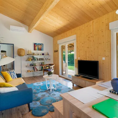 Σπίτι διακοπών Maison En Bois A La Campagne