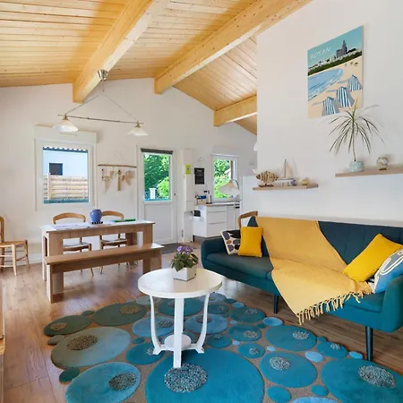 Maison En Bois A La Campagne *