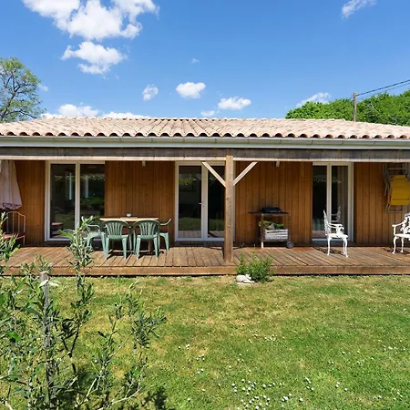 Σπίτι διακοπών Maison En Bois A La Campagne Corme-Royal