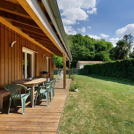 Maison En Bois A La Campagne Semesterbostad